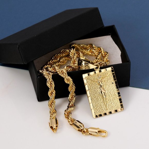 Jesus 14k Crucifix Necklace and Pendant - Picture 1 of 4